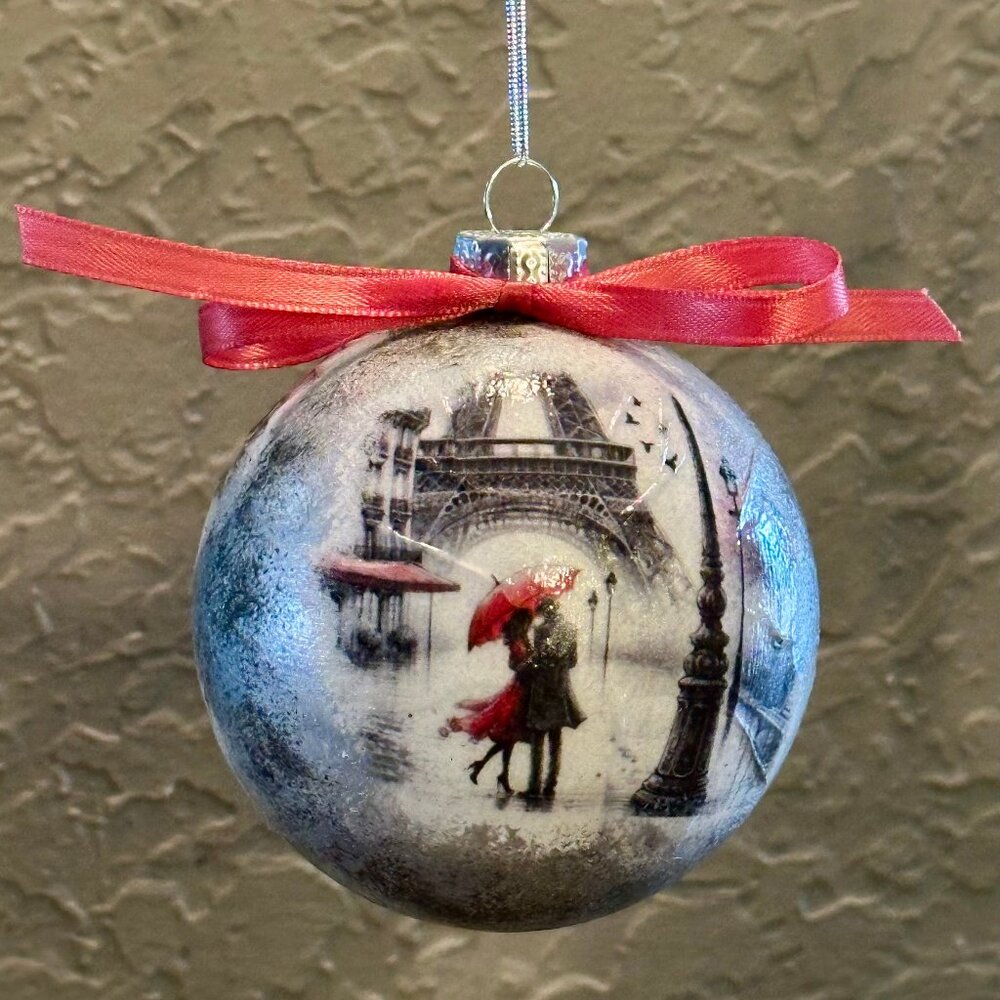 Hand-Crafted Parisian Romantic Glass Ornament Eiffel Tower Dramatic BLK/WHT/RED